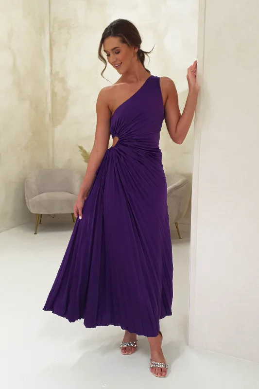 Olsen Pleated Maxi Dress | Deep Purple