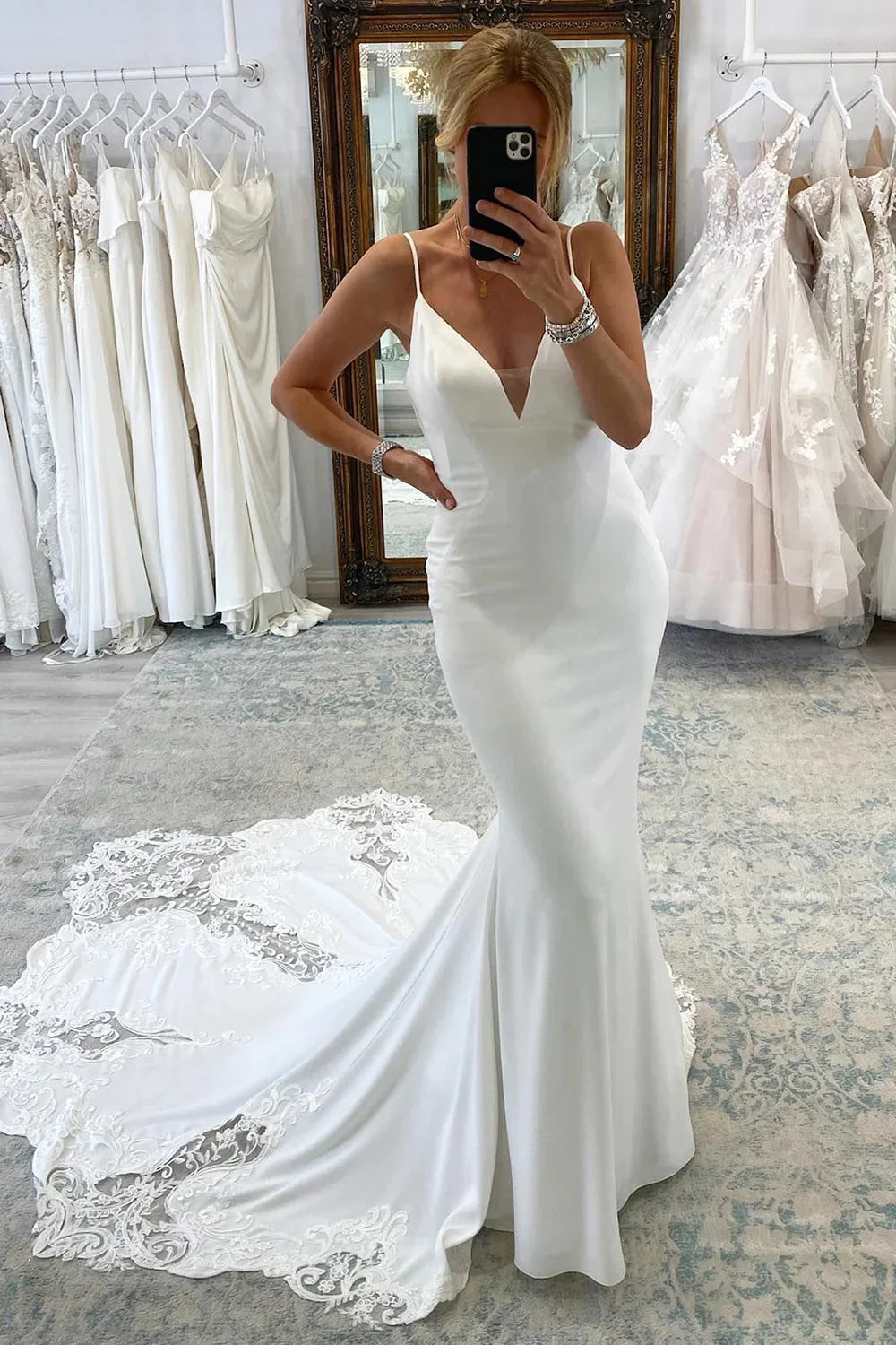 Charming Mermaid V Neck White Satin Wedding Dresses