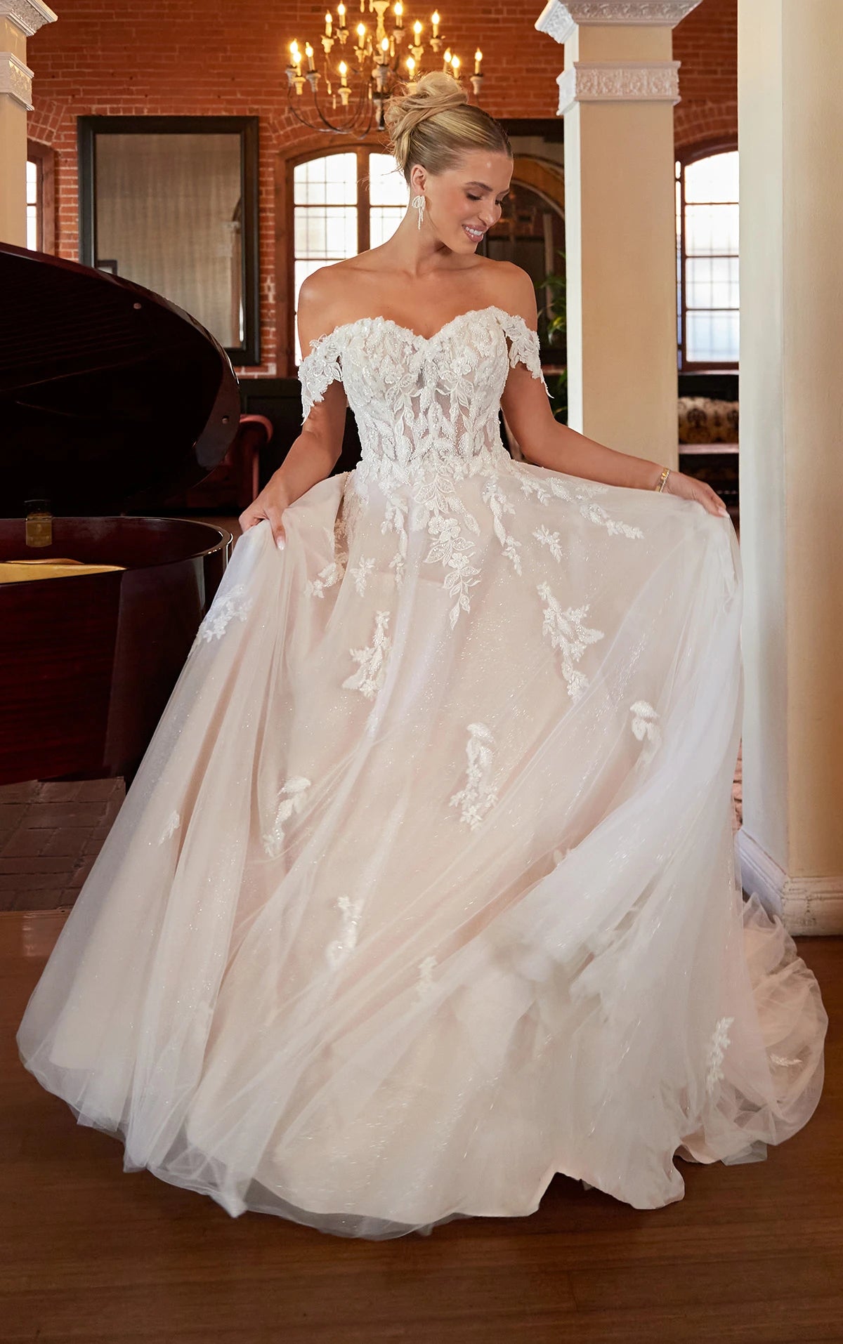 Romantic Off-the-Shoulder A-Line Wedding Dress with Sweetheart Neckline